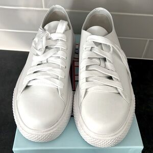 Jeffrey Campbell sneaker size 10